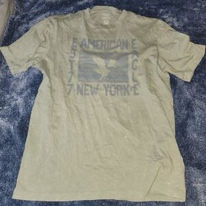 American Eagle Outfitters Men's Gray Short Sleeve Tee